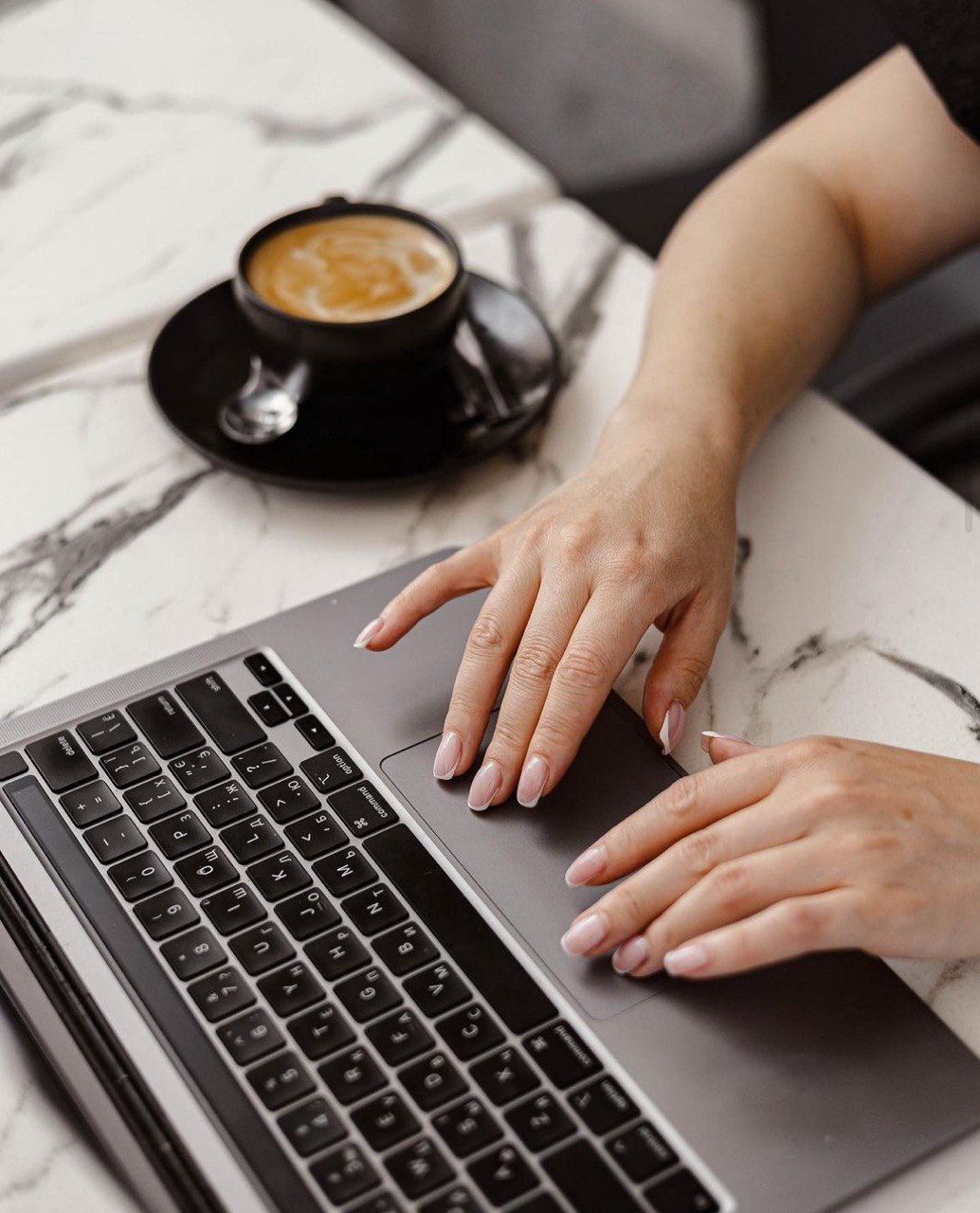 JaninaJ Consulting — консультаційний центр